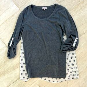 Women’s grey long sleeve shirt